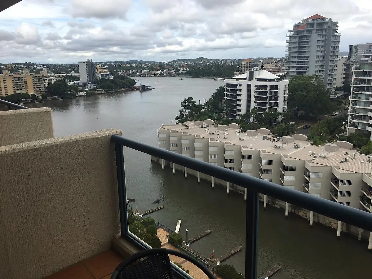 Dockside Brisbane Aparthotel