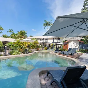 https://lychee-tree-holiday-apartments.cairnshotels4all.com